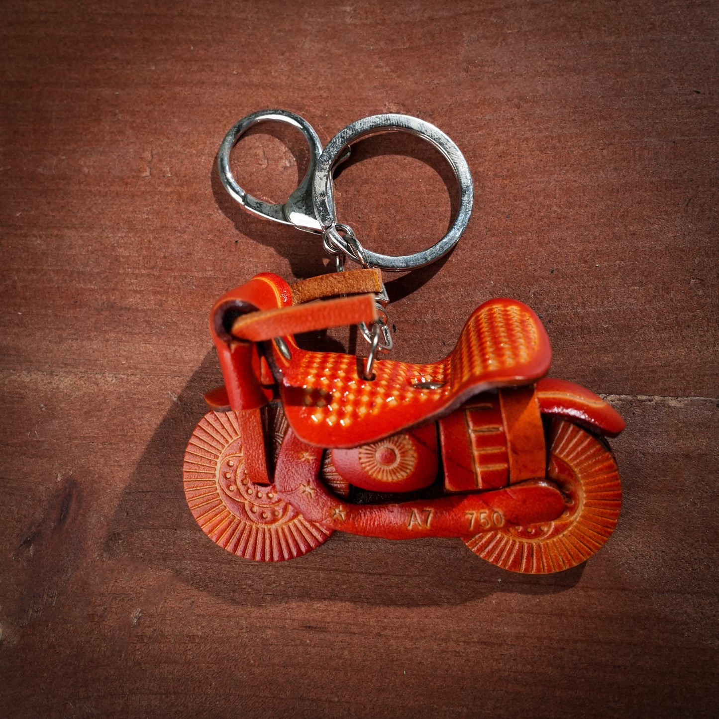 Retro Motorcycle 3d Leather Keychain