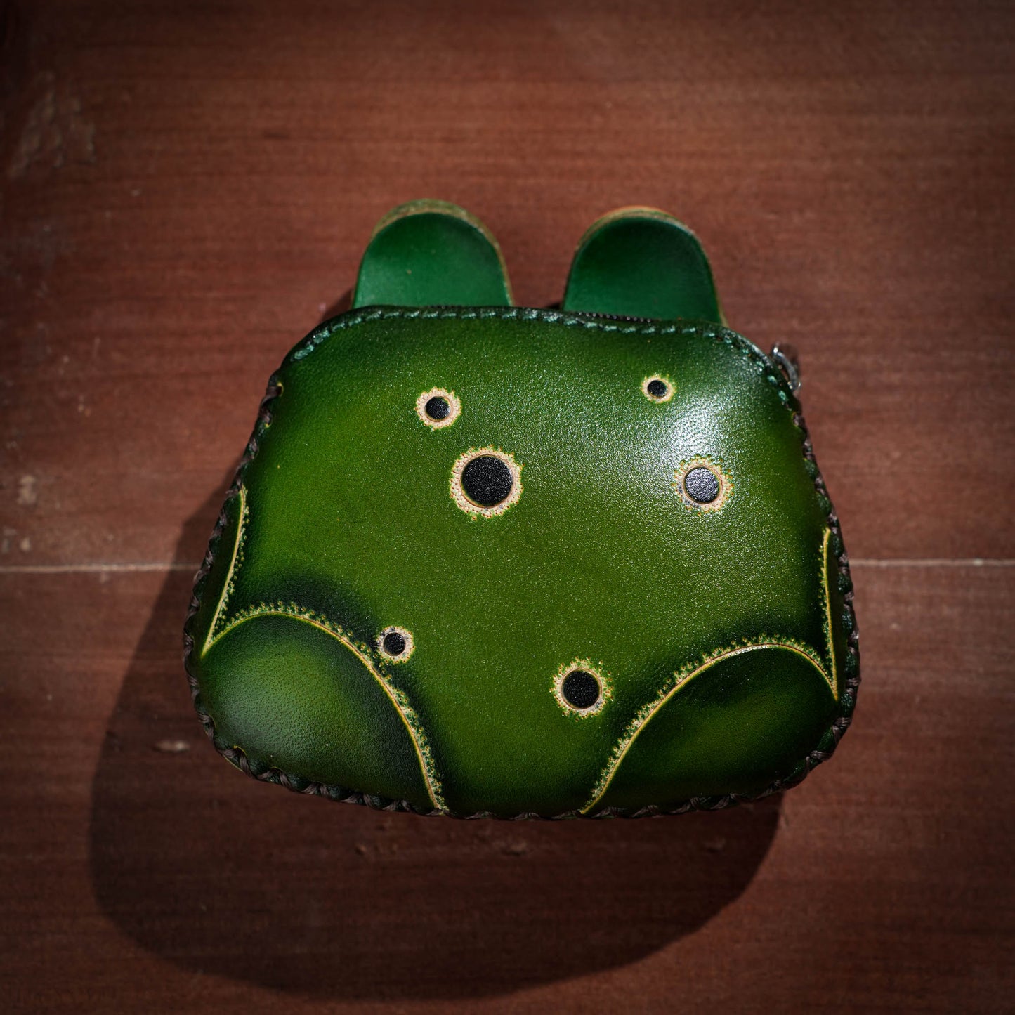 Big Eyed Frog Leather Coin Purse